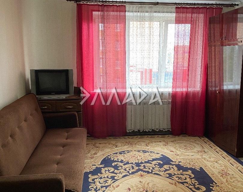 Сдаётся 1-комнатная квартира, 42 м²