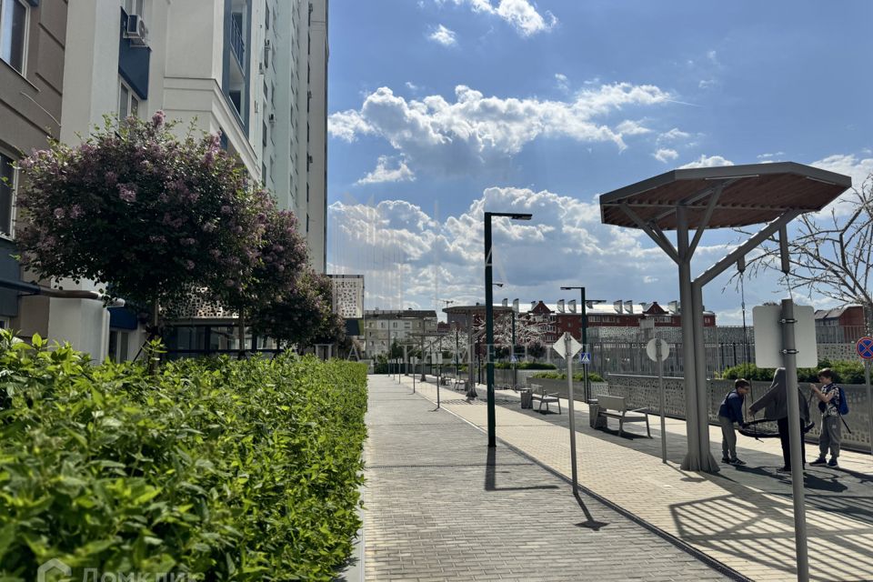 Продаётся 2-комнатная квартира, 69.3 м²