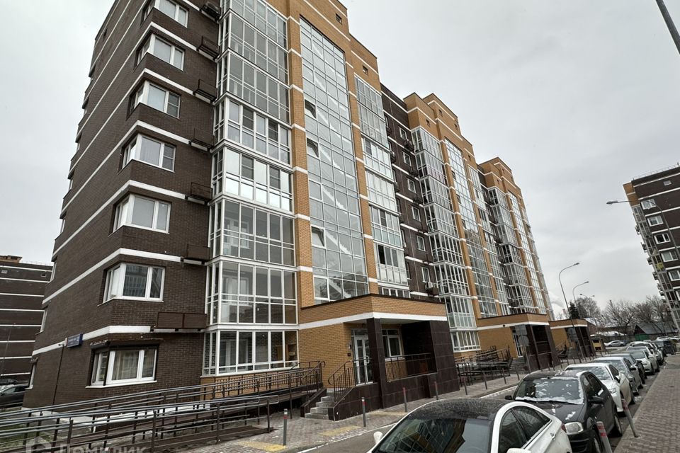 Сдаётся 2-комнатная квартира, 72 м²