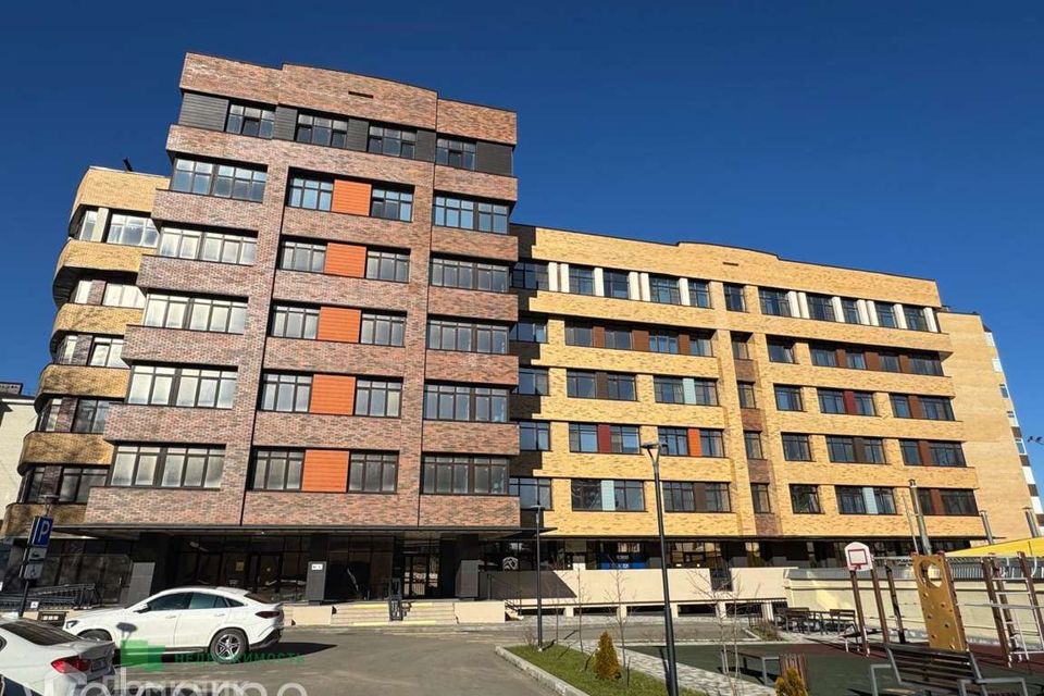 Продаётся 3-комнатная квартира, 93.5 м²