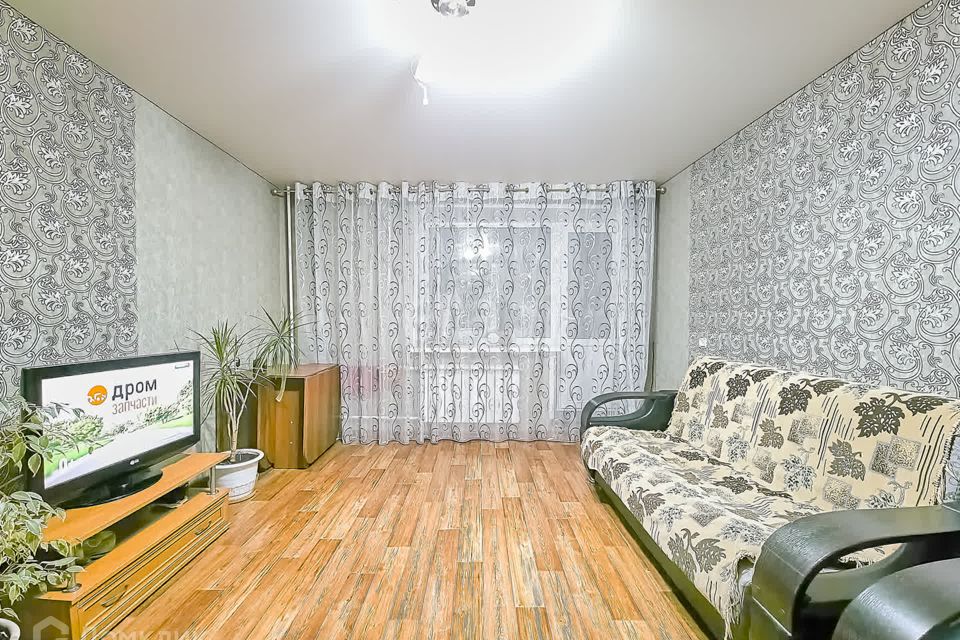 Продаётся 4-комнатная квартира, 71.4 м²