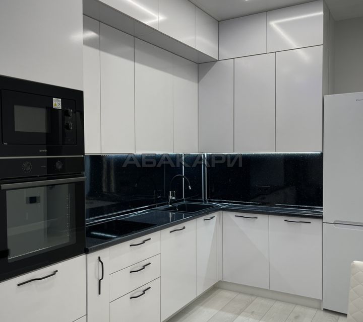 Сдаётся 1-комнатная квартира, 43 м²