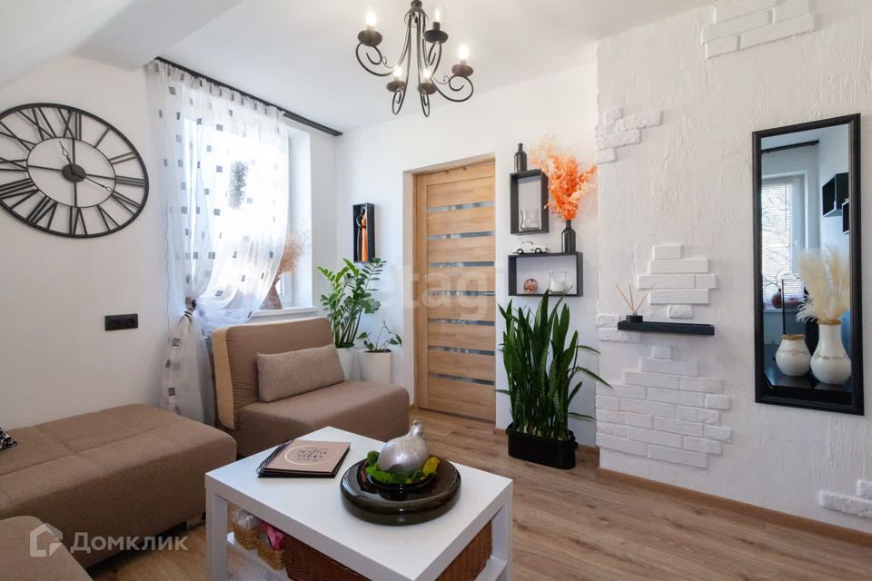 Продаётся 3-комнатная квартира, 42 м²