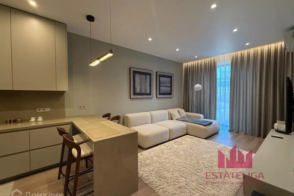 Продаётся 2-комнатная квартира, 80.2 м²