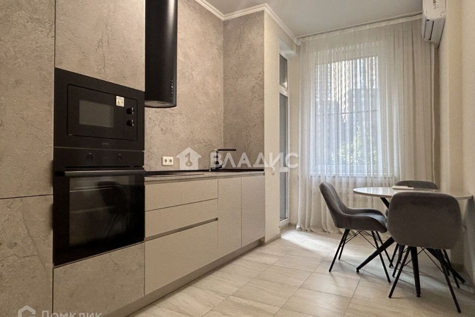 Продаётся 2-комнатная квартира, 60 м²