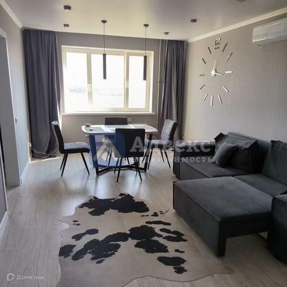 Продаётся 2-комнатная квартира, 58.7 м²