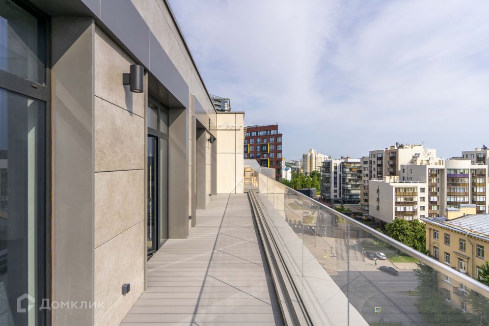 Продаётся 1-комнатная квартира, 55.7 м²