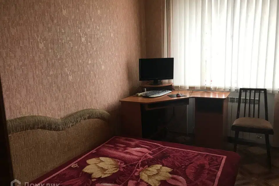 Сдаётся 4-комнатная квартира, 73.9 м²