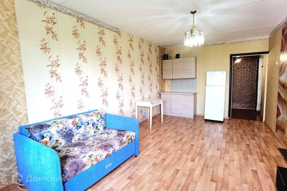 Продаётся комната в 5-комн. квартире, 18.2 м²