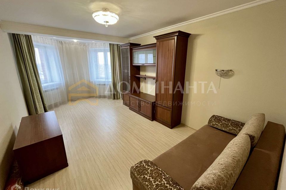 Продаётся 1-комнатная квартира, 43 м²