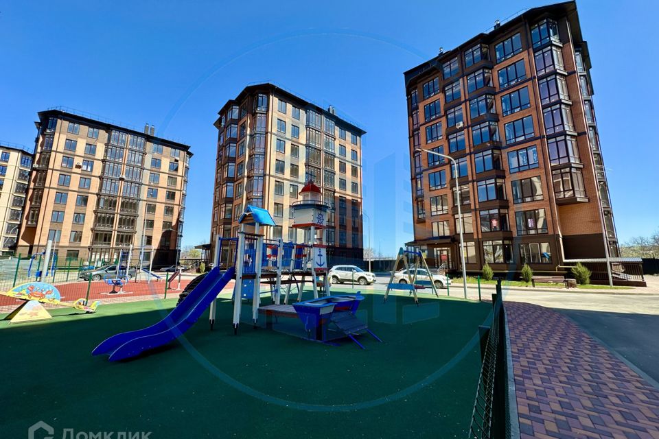Продаётся 2-комнатная квартира, 63.6 м²