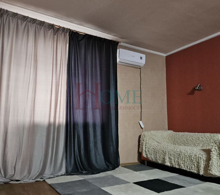 Сдаётся 1-комнатная квартира, 42 м²