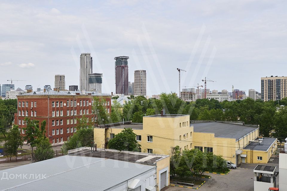 Продаётся 2-комнатная квартира, 65 м²