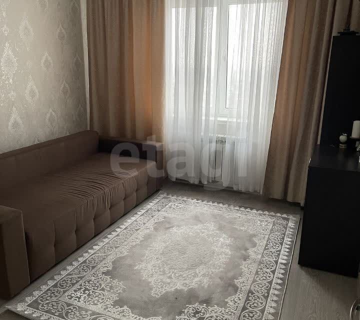 Продаётся 1-комнатная квартира, 38 м²