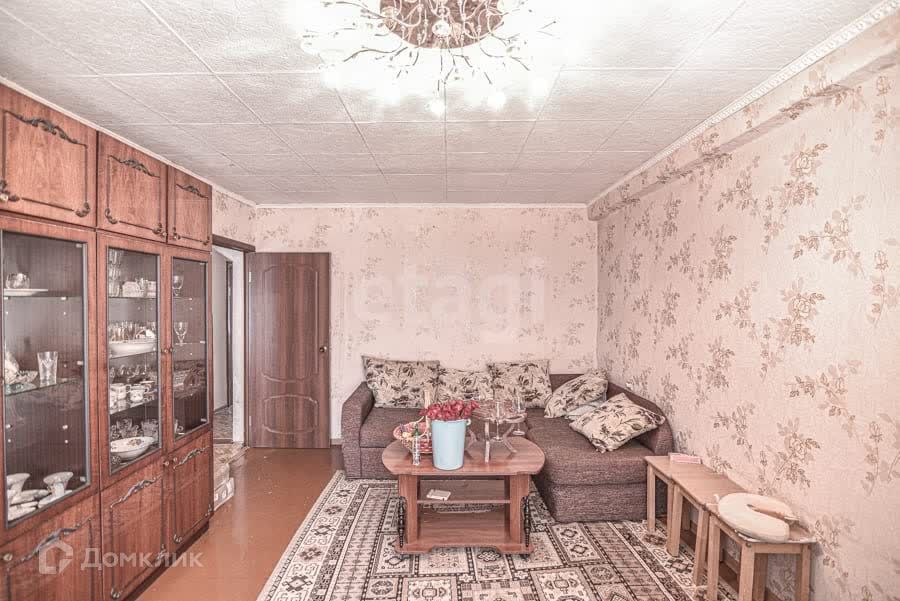 Продаётся 4-комнатная квартира, 73 м²