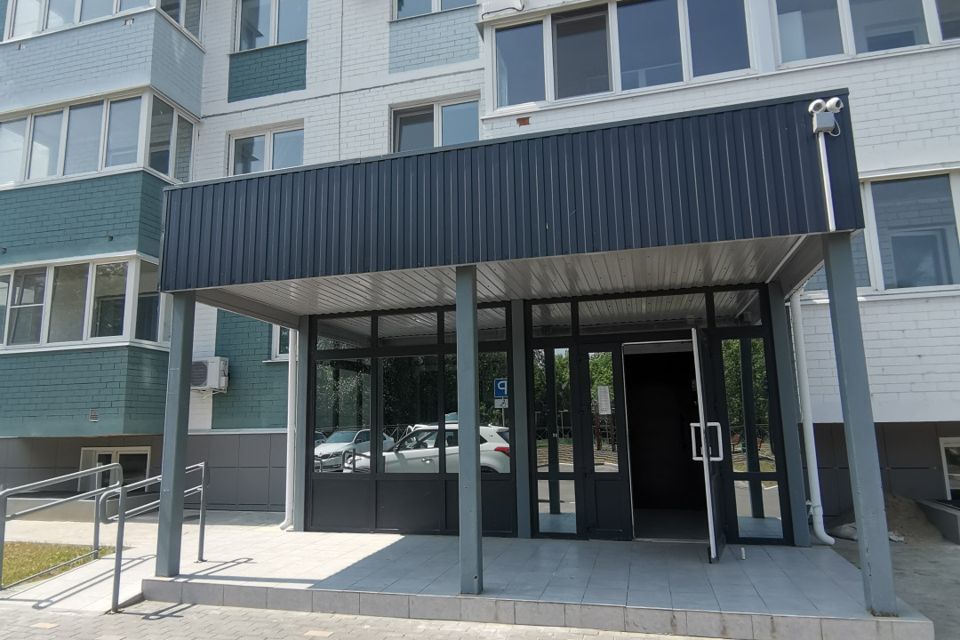 Продаётся 2-комнатная квартира, 63 м²
