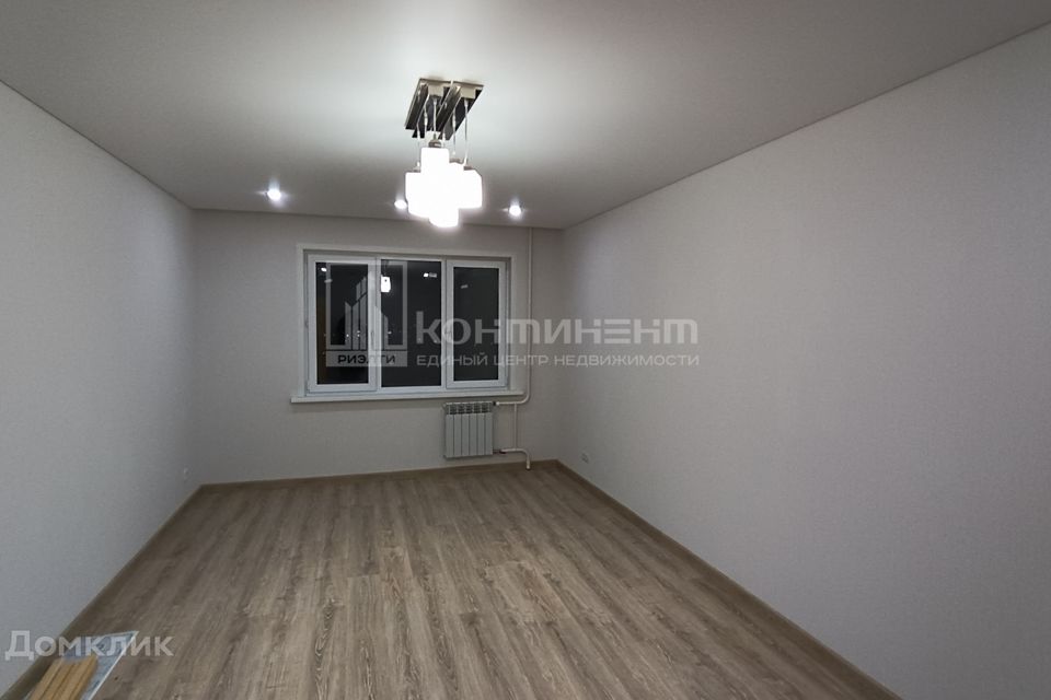 Продаётся 2-комнатная квартира, 67.9 м²
