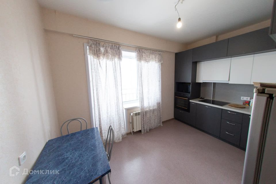 Продаётся 2-комнатная квартира, 59.6 м²