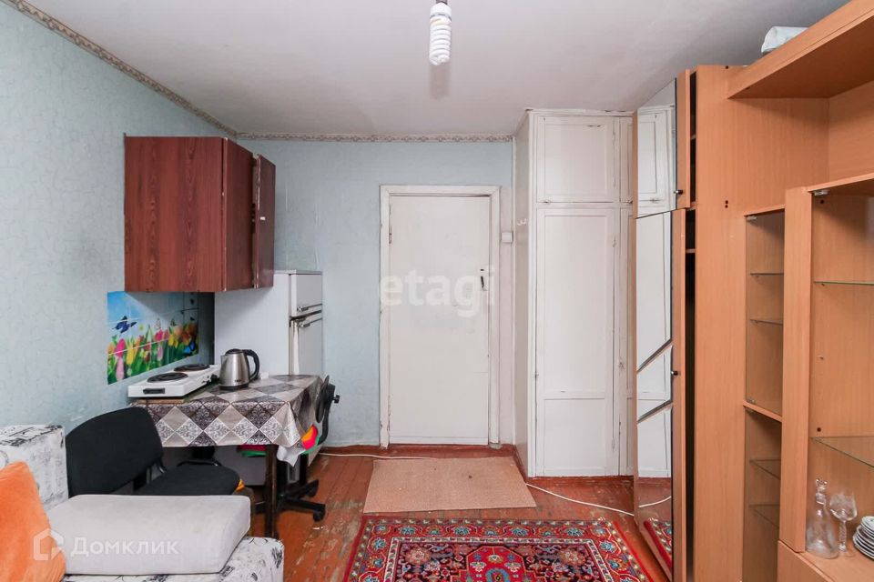 Продаётся комната в 1-комн. квартире, 13 м²