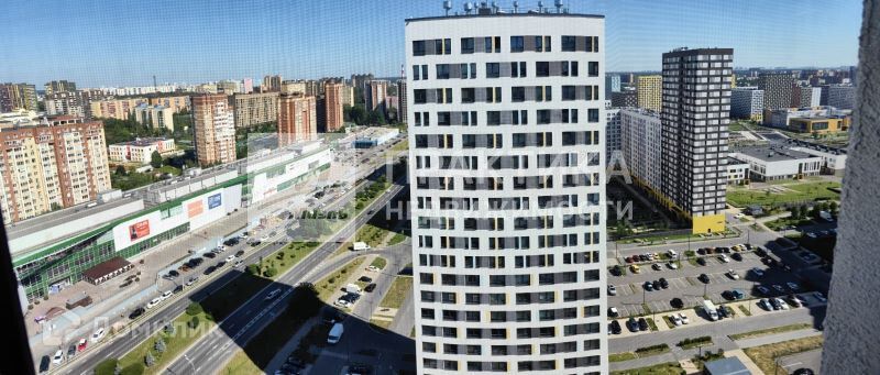 Продаётся 4-комнатная квартира, 91.7 м²