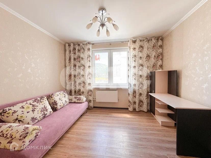 Продаётся 3-комнатная квартира, 78.3 м²