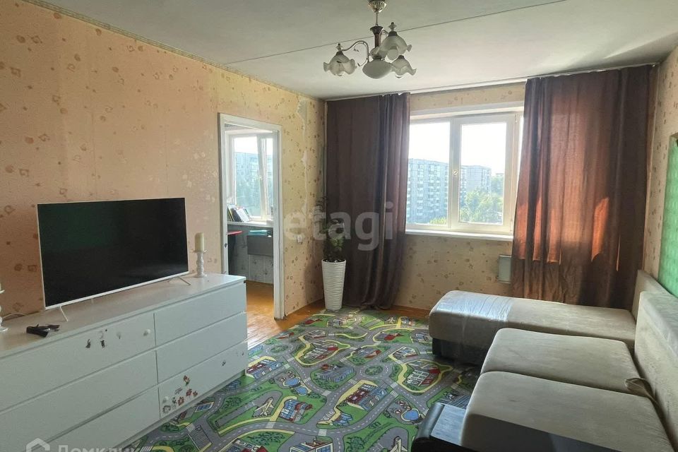 Продаётся 3-комнатная квартира, 53 м²