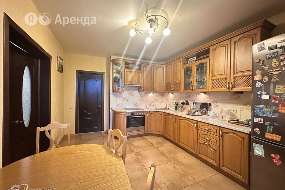 Сдаётся 3-комнатная квартира, 104 м²