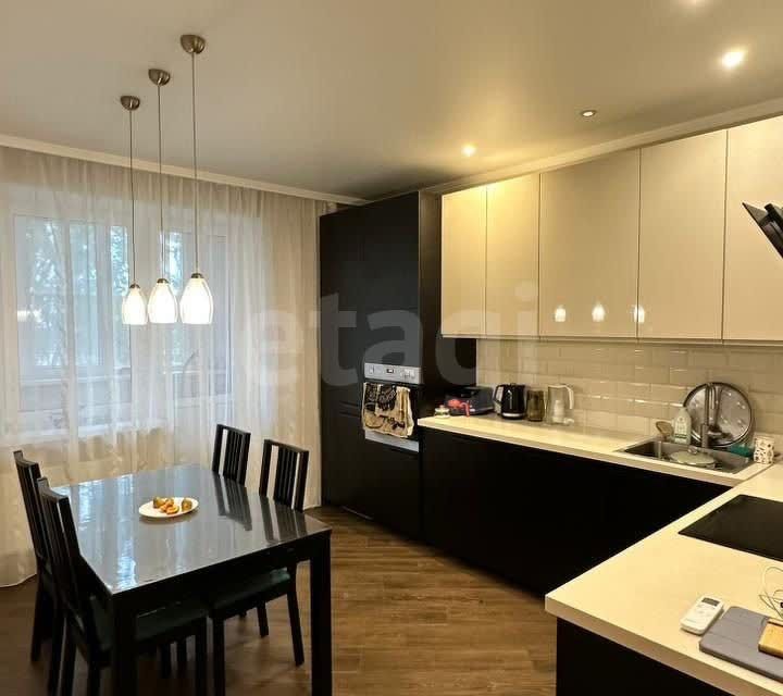 Продаётся 3-комнатная квартира, 79.6 м²