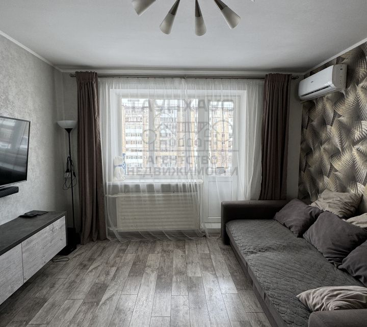 Продаётся 2-комнатная квартира, 42.4 м²