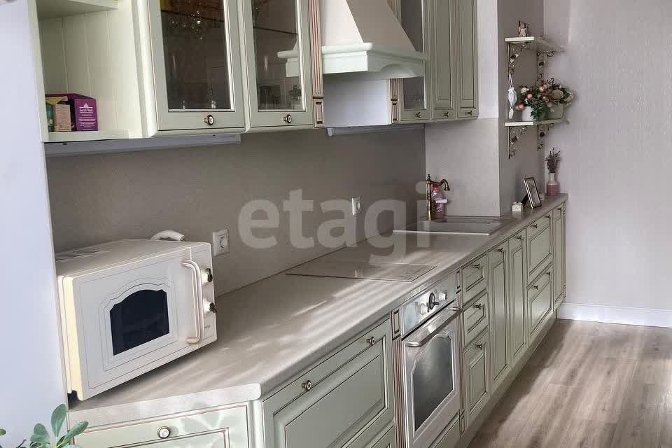 Продаётся 2-комнатная квартира, 66.1 м²