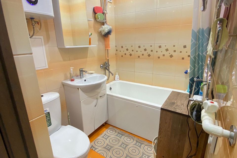 Продаётся 1-комнатная квартира, 43 м²