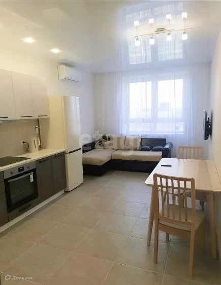Продаётся 1-комнатная квартира, 47 м²