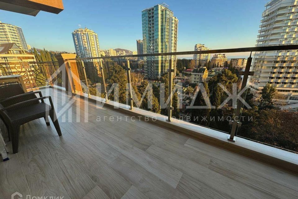 Продаётся 2-комнатная квартира, 101.7 м²