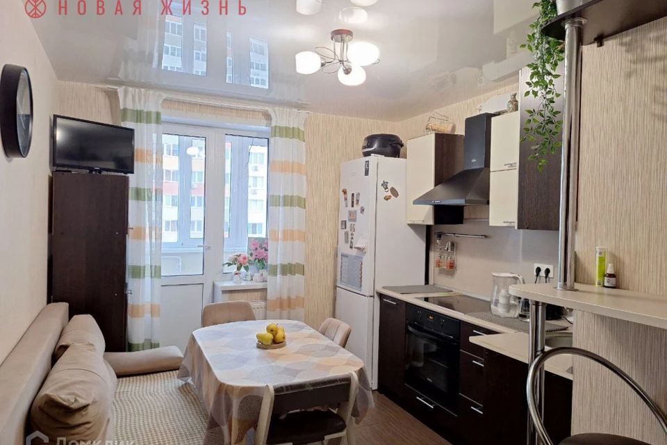 Продаётся 1-комнатная квартира, 38.6 м²
