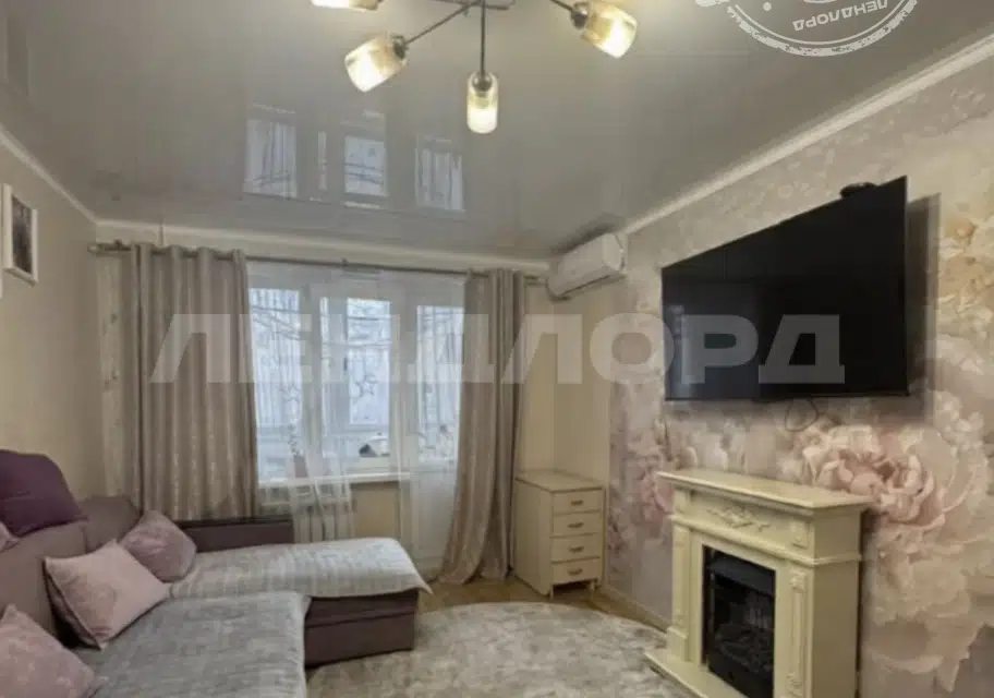 Продаётся 3-комнатная квартира, 62.8 м²