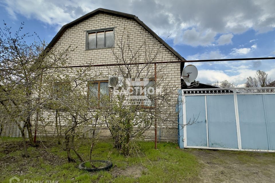 Продаётся 2-этажный дом, 108 м²