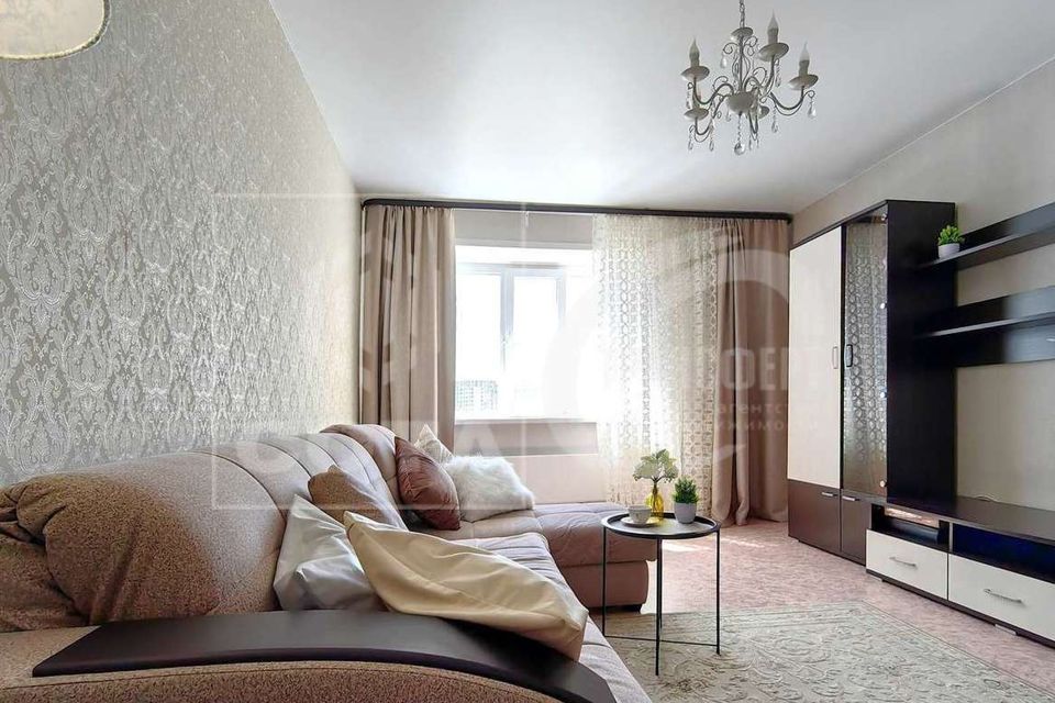 Продаётся 2-комнатная квартира, 74.2 м²