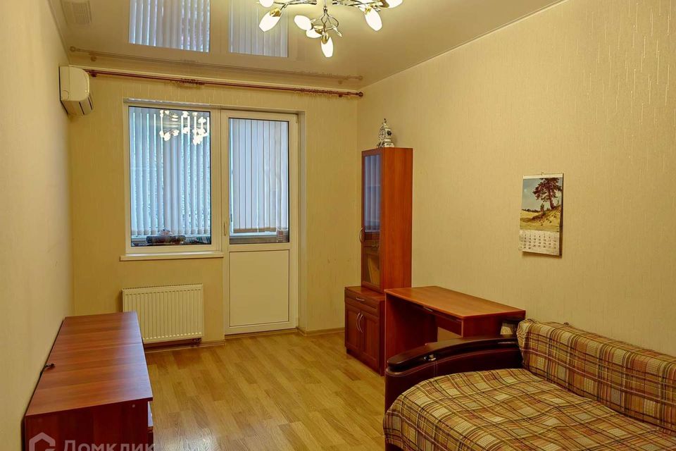 Продаётся 1-комнатная квартира, 37 м²