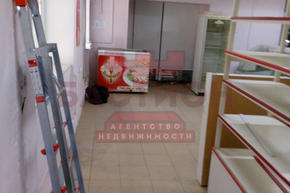 Продаётся 6-комнатная квартира, 180 м²