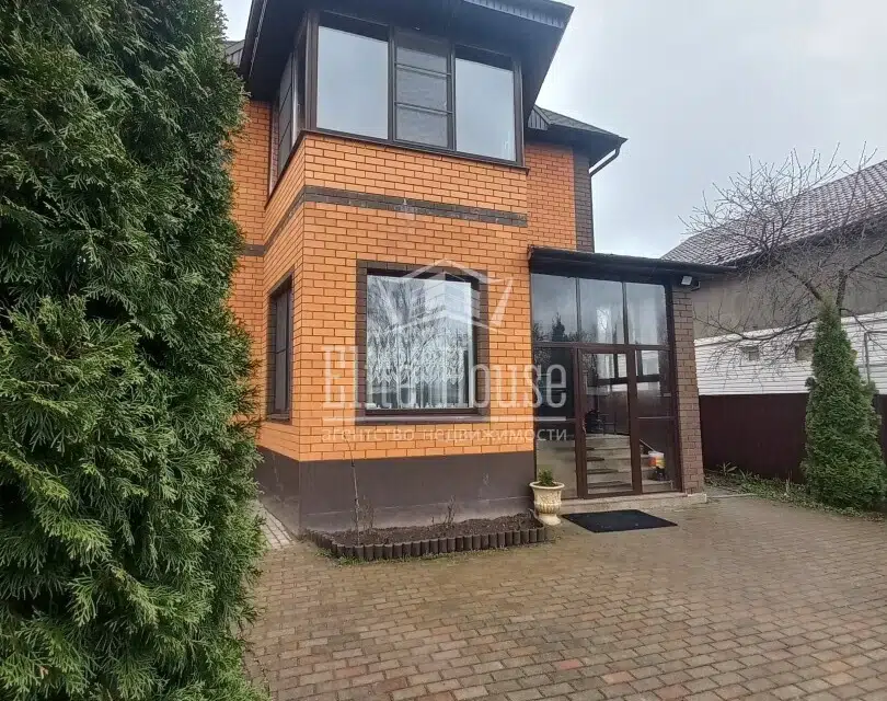 Продаётся 2-этажный дом, 143.1 м²