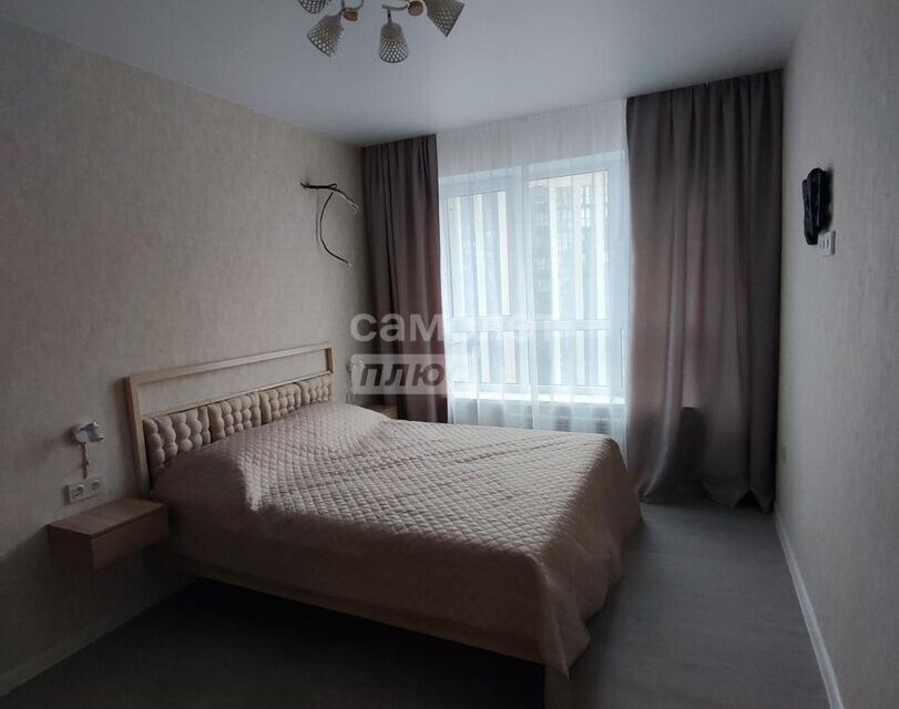 Продаётся 1-комнатная квартира, 42 м²