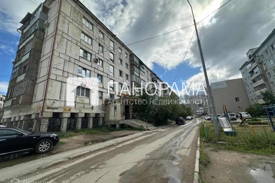 Продаётся 3-комнатная квартира, 63.5 м²