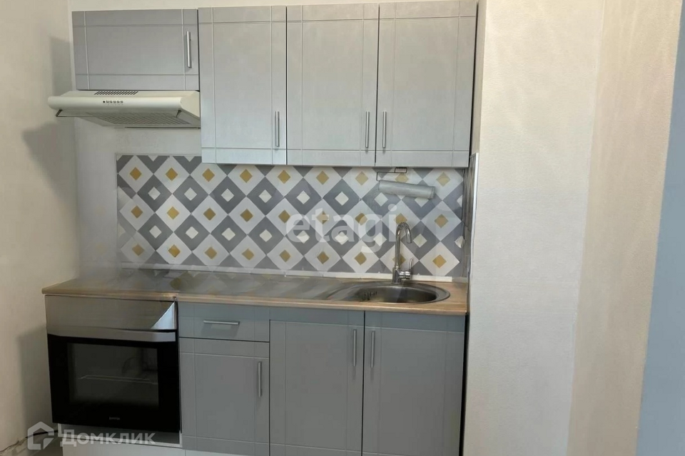 Продаётся 1-комнатная квартира, 39.2 м²