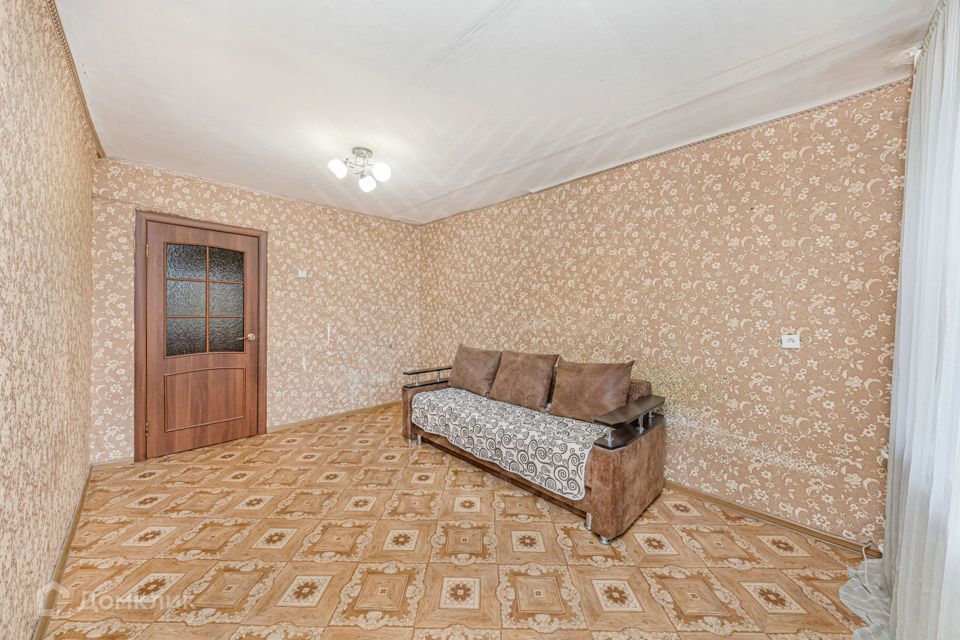 Продаётся 3-комнатная квартира, 55.9 м²