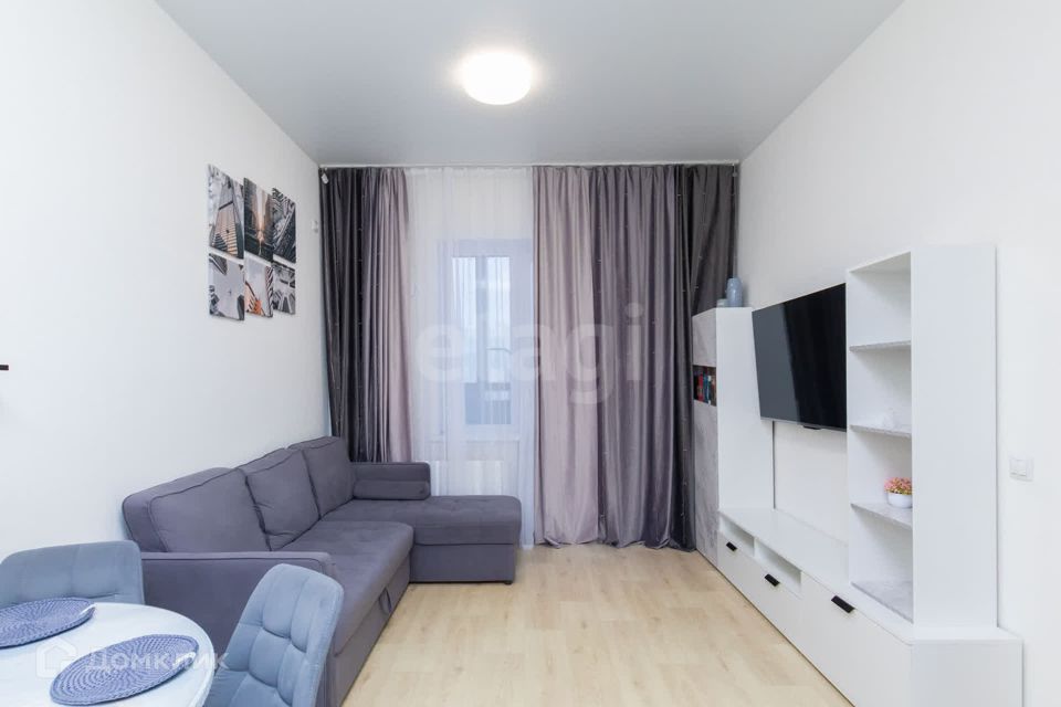 Продаётся 1-комнатная квартира, 38 м²
