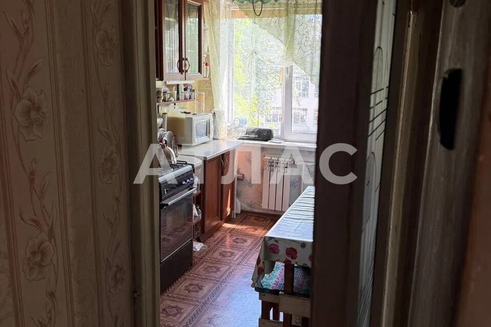 Продаётся 3-комнатная квартира, 56.6 м²