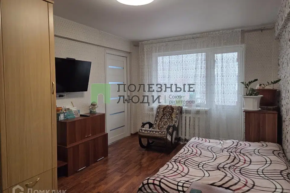 Продаётся 4-комнатная квартира, 58.6 м²