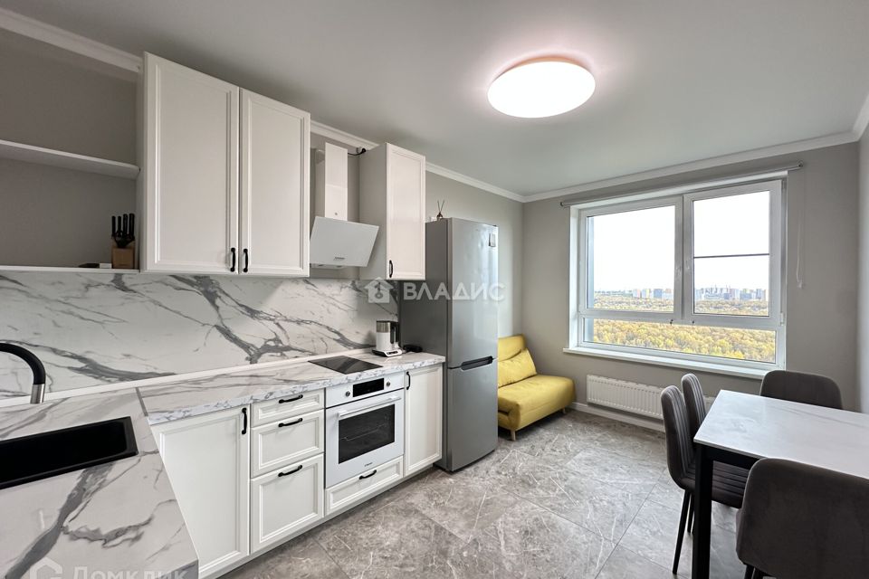 Продаётся 2-комнатная квартира, 59.8 м²