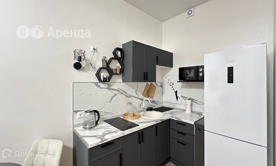 Сдаётся 1-комнатная квартира, 38 м²