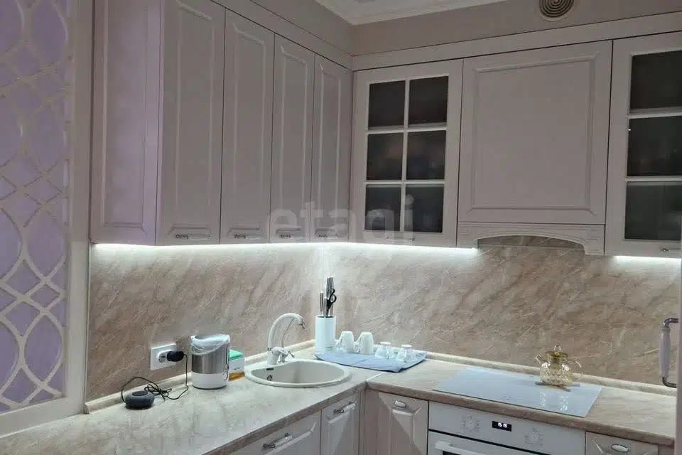 Продаётся 2-комнатная квартира, 72.2 м²